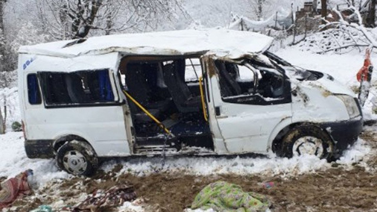 Okul servisi devrildi 1 öğrenci öldü, 7 kişi yaralandı