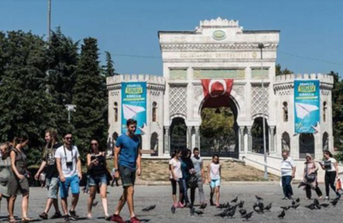 Rekor artış: Öğrenciler yurt dışına gidiyor