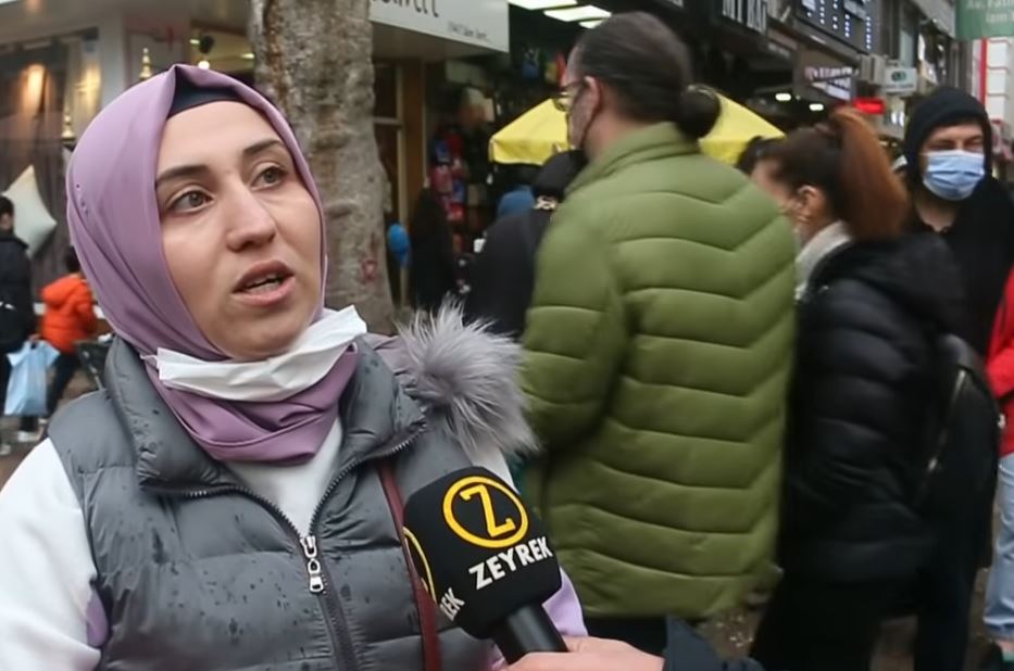 Sokak röportajından: 