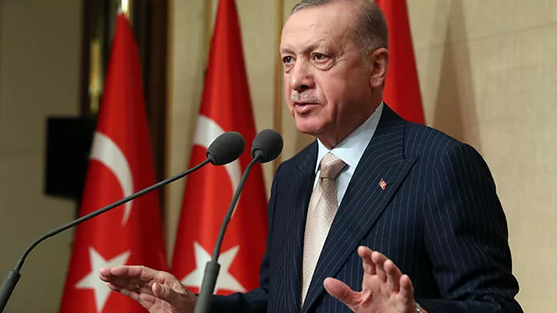 DEVA İstanbul İl Başkanı Erol: Erdoğan'ın doktorlarla ilgili açıklaması bilgisizliğin dibi