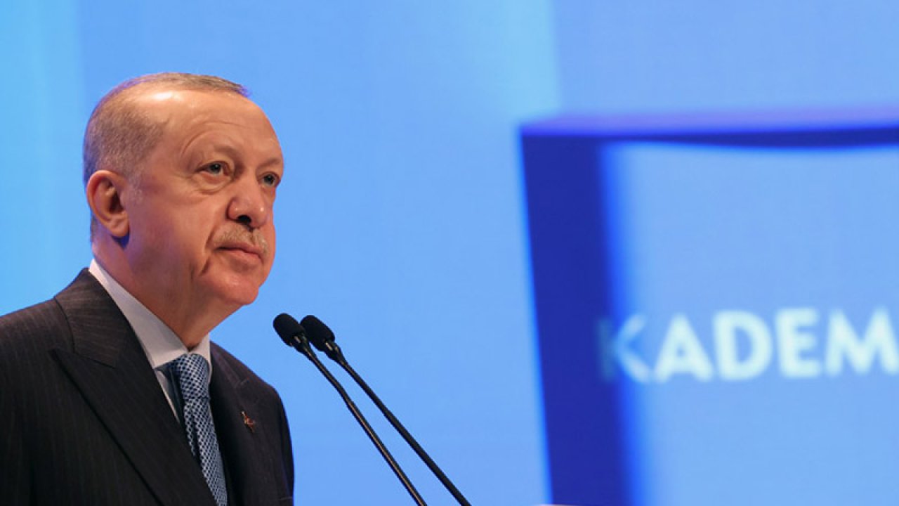 Yeniçağ yazarı Orhan Uğuroğlu: Tayyip Erdoğan'ın 3. kez aday olma şansı bitti