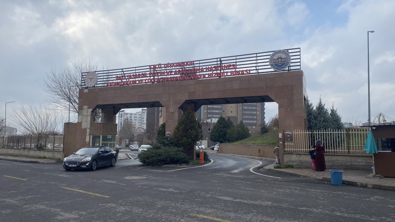 Şırıngayla çamaşır suyu içirilen bebek, hayati tehlikeyi atlattı