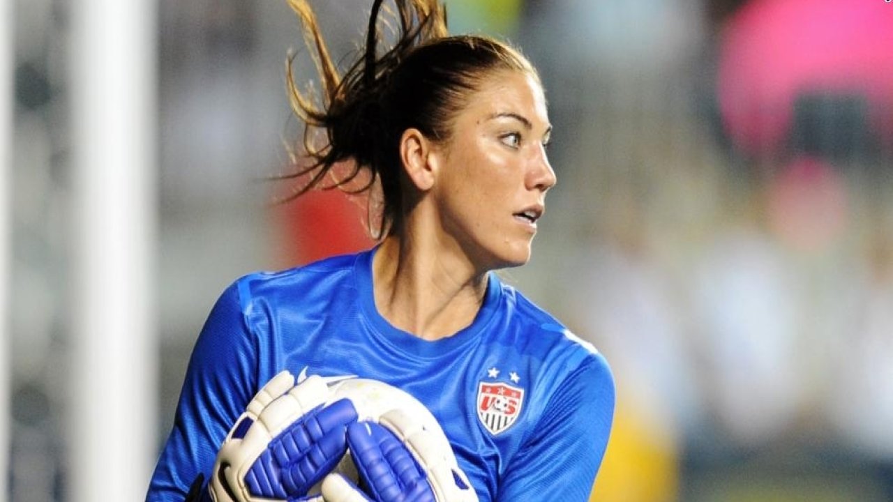 Eski futbolcu Hope Solo, alkollü araç kullanmaktan gözaltına alındı