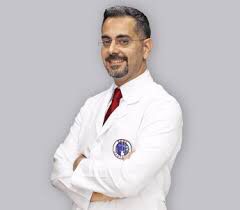 Doç. Dr. Cem Aslan : Takıntılıysanız uzak durun
