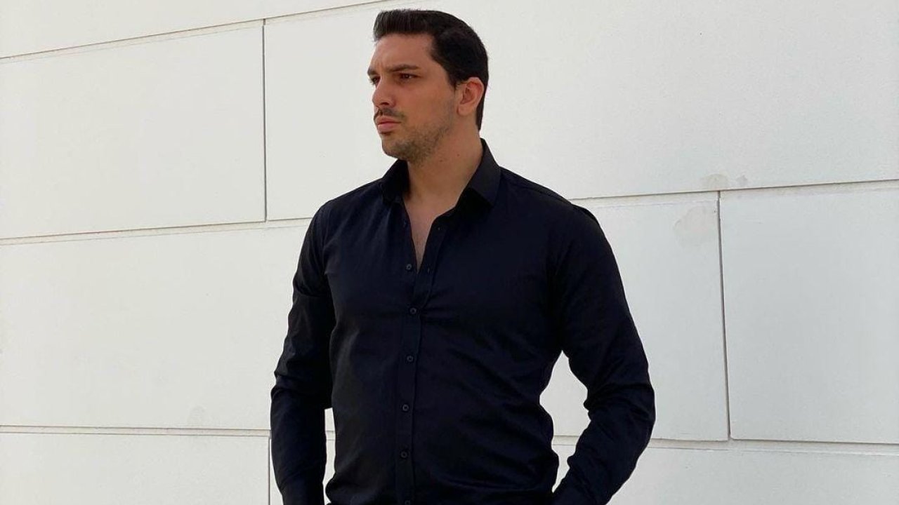 Bora Yüksel Kimdir ?