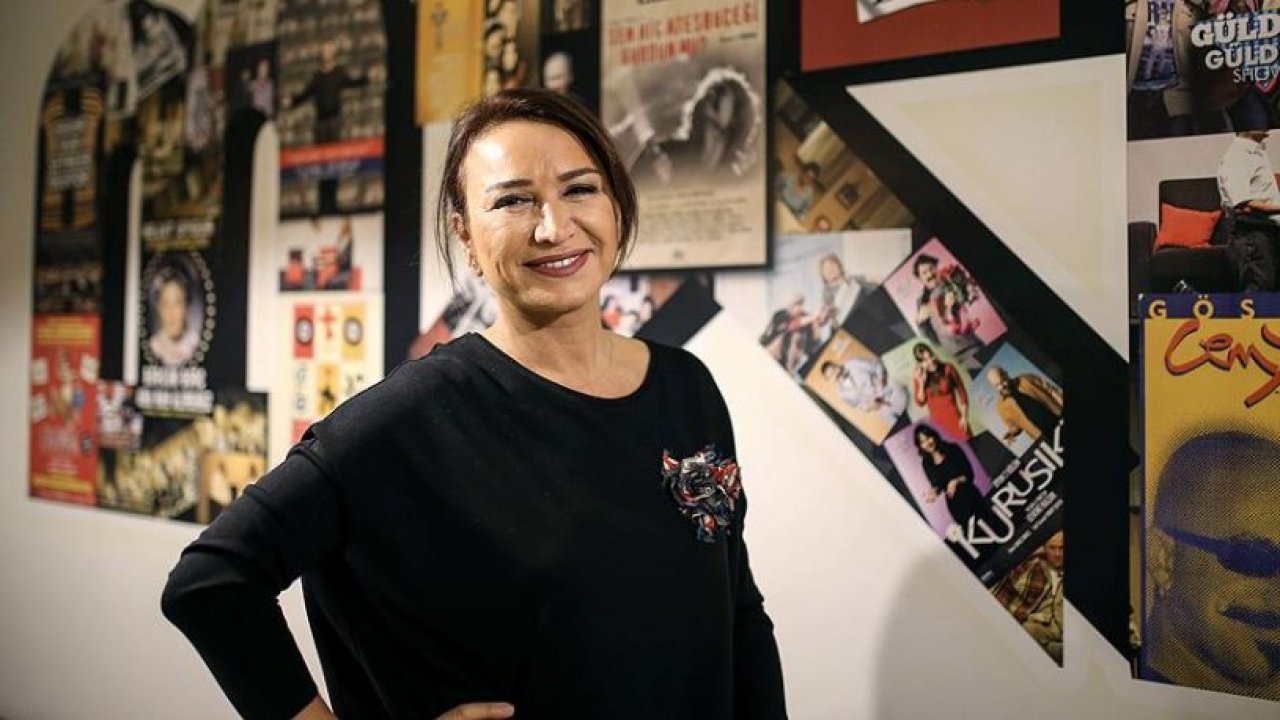 Demet Akbağ 40 yıllık sahne yolculuğunu anlattı