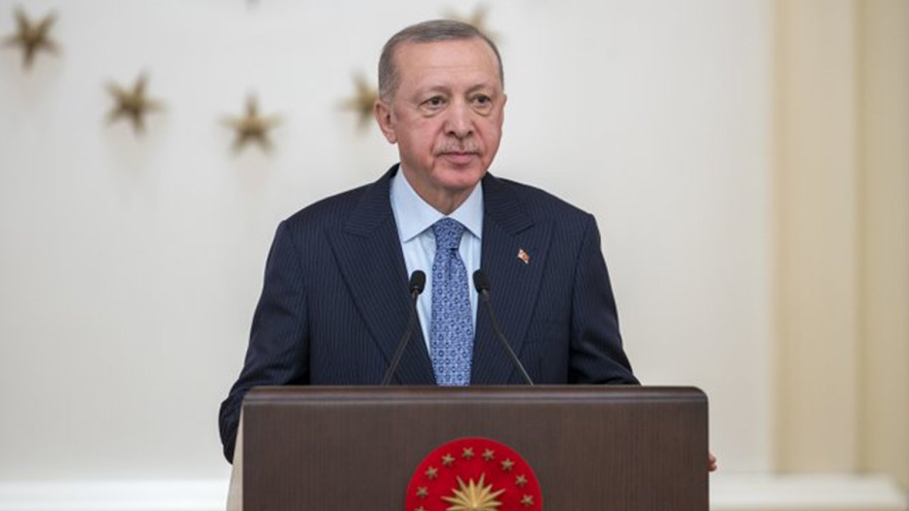 Karar yazarı Elif Çakır: Direnen bürokrasiden laf dinleyen bürokrasiye