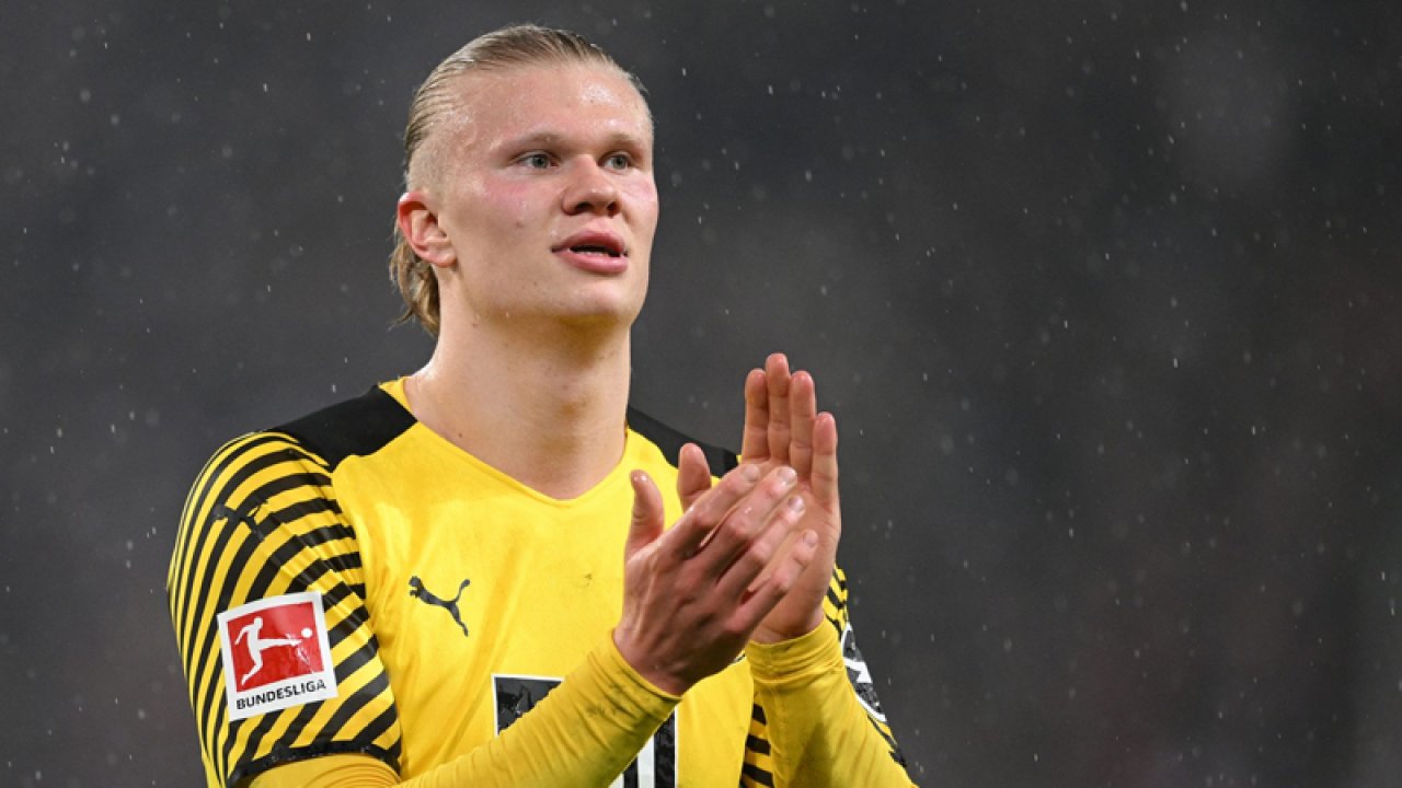 Erling Haaland, rekor bedelle Manchester City'e imza attı