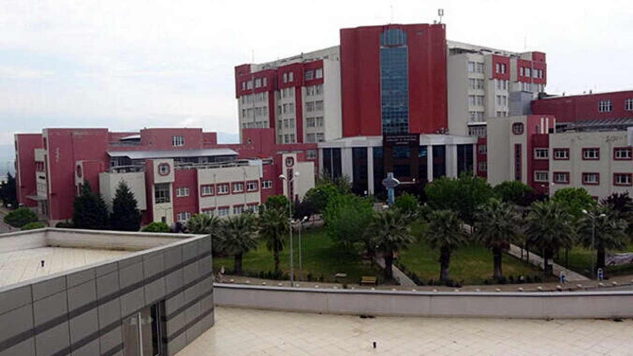 Restorandaki yemek sonrası ölen Ece'nin kardeşi Ege'nin sağlık durumu ciddiyetini koruyor