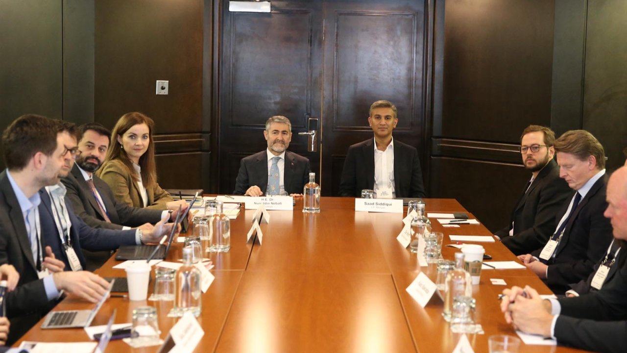 Murat Muratoğlu: Bakan Nebati Amerika’ya niye gitti?