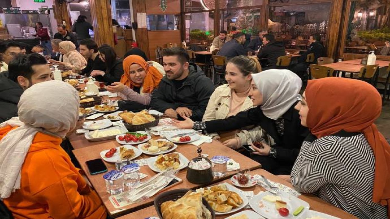Jahrein, AK Partili vekilin sahur organizasyonuna katılanların kim olduklarını açıkladı