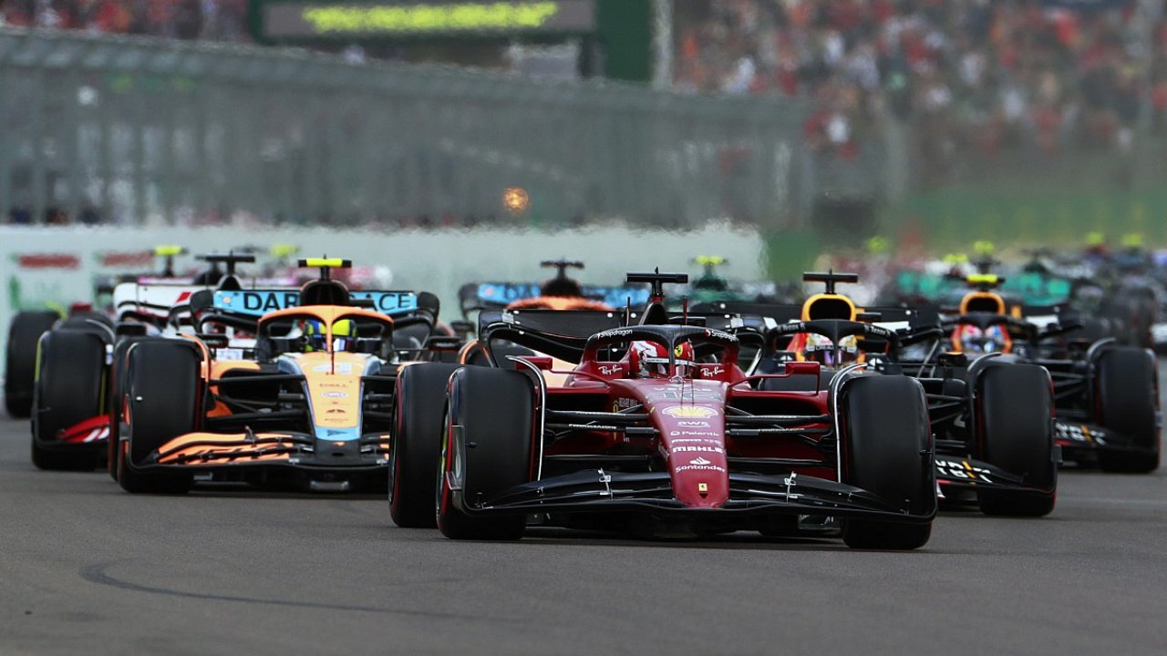 F1 takımları, sprint yarışlarının sayısını artırma konusunda anlaştı, FIA karşı çıktı