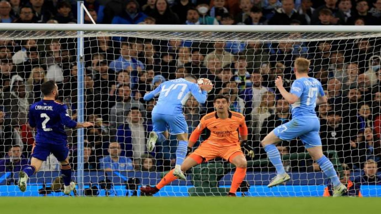 Manchester City, Şampiyonlar Ligi'nde yarı final kapısını araladı