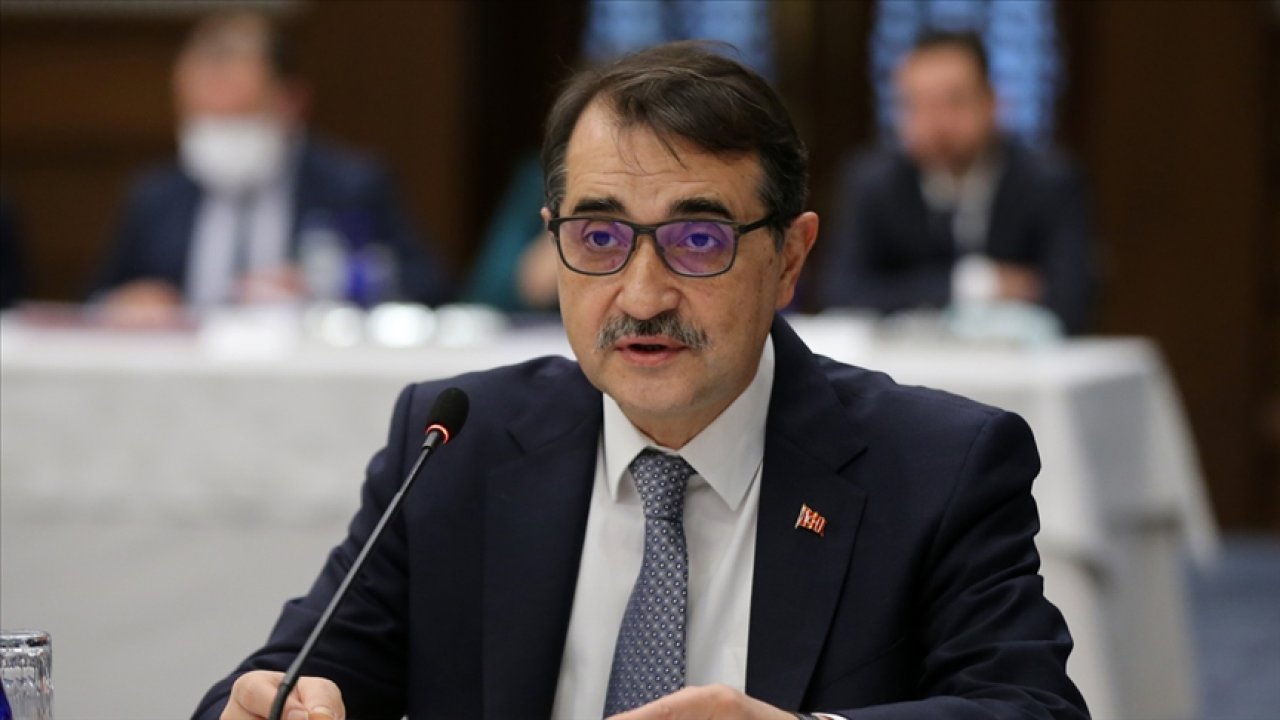 Enerji Bakanı Dönmez: Elektrikte sessiz devrim ve 100 milyar doların üzerinde yatırım yaptık