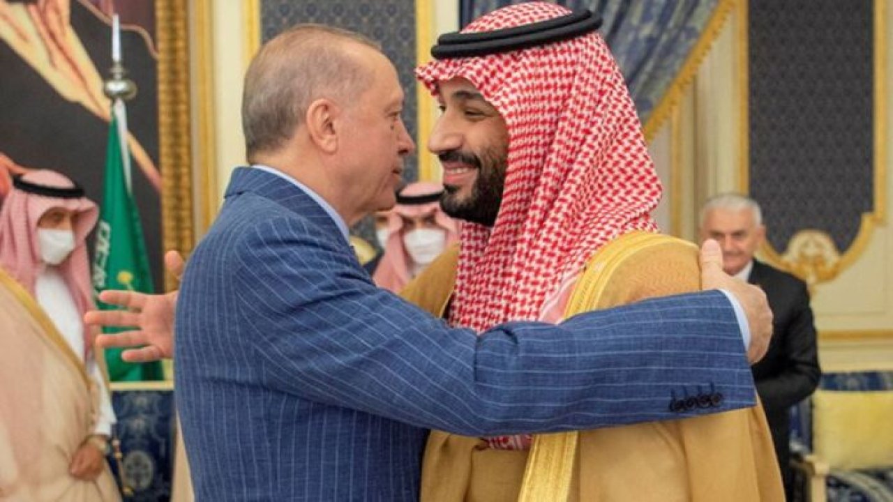 Fehmi Koru yazdı: Taşlar yerinden oynayınca değişimin nereye kadar varacağı ortalık durulmadan belli olmaz