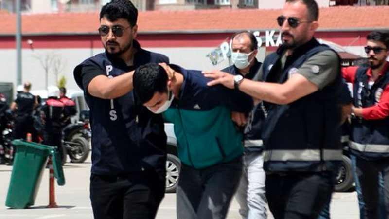 Adana'da yanlış infaz: Amcası yerine yeğenini vurdular