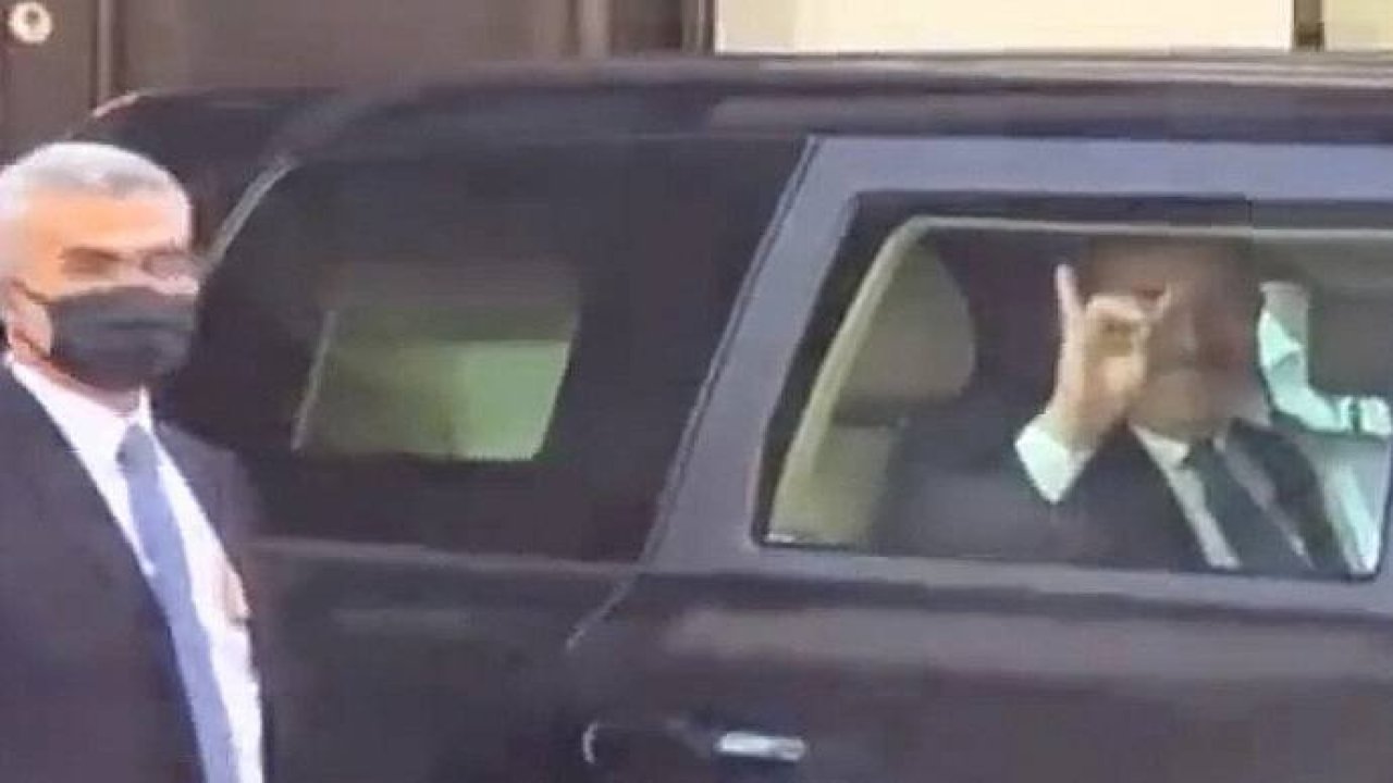 Çavuşoğlu'nun ‘bozkurt’ hareketine Uruguay'dan tepki