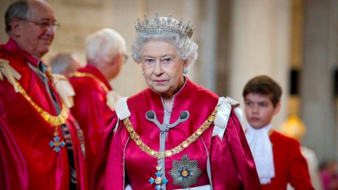59 yıl sonra ilk kez: Kraliçe Elizabeth parlamento açılışına katılmayacak