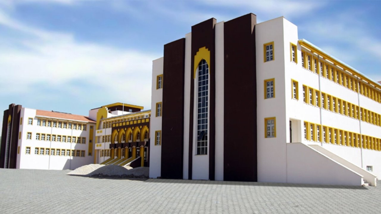 Türk Lirası’ndaki değer kaybı yüzünden 183 okul ihalesi iptal edildi