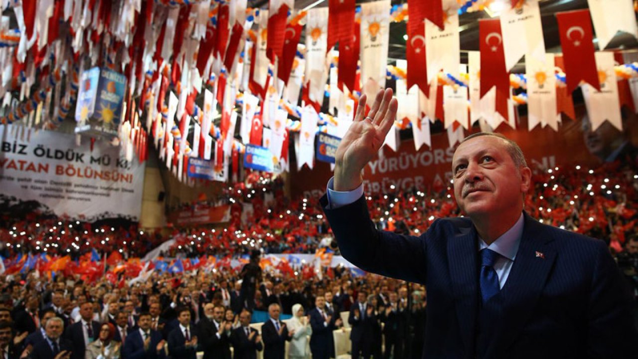 Akit yazarı Şanlıdağ'dan AK Parti'ye 