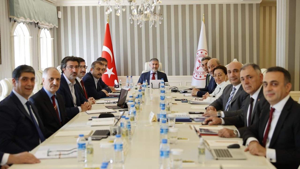Nebati'nin başkanlığında toplantı: Finansal İstikrar Komitesi 4'üncü Toplantısı yapıldı