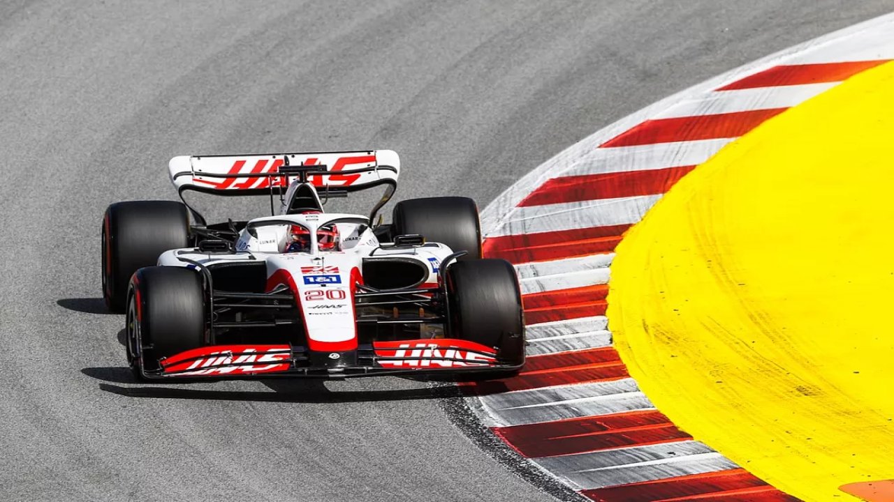 Guenther Steiner: Haas'ın iyi bir pazar gününe ihtiyacı var