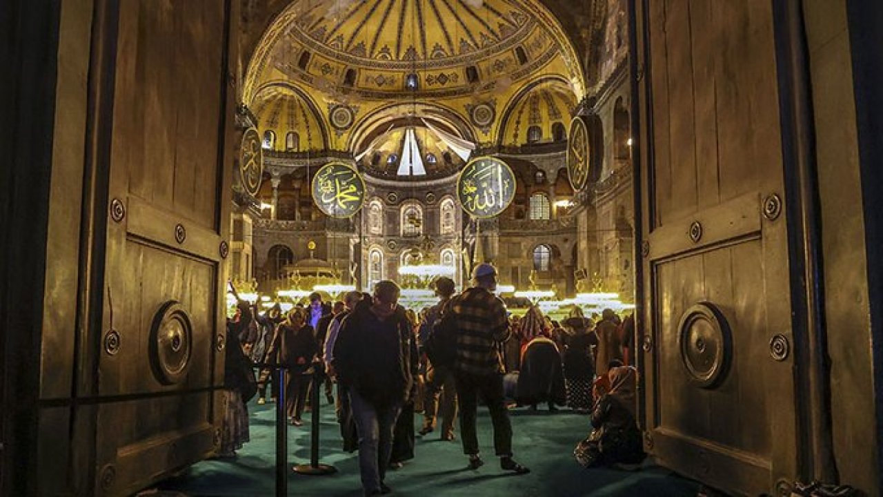 Ayasofya’nın restorasyon ihalesi Tayyip Erdoğan'ın yakın arkadaşına gitmiş