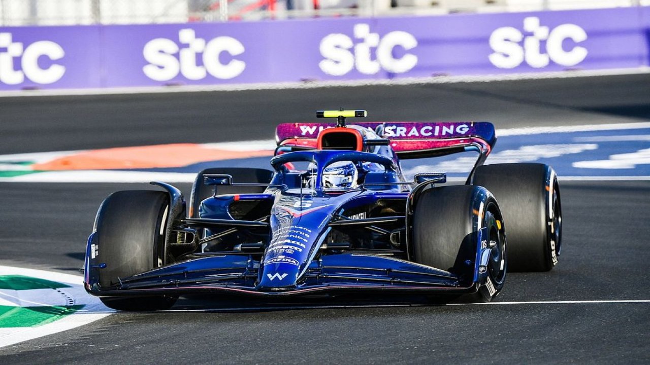 Williams: Latifi'nin güven eksikliği var