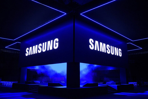 Samsung yeni güncelleme için kolları sıvadı