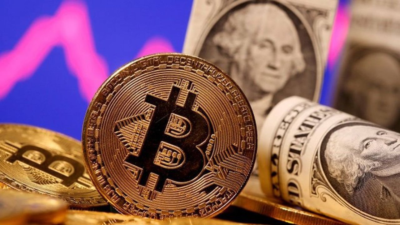 Kayıp yüzde 10'u aştı; Bitcoin 23 bin 750 dolara düştü