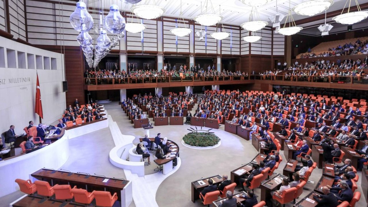 Akdeniz Üniversitesi'ndeki intiharlar: CHP'nin araştırma önergesi reddedildi