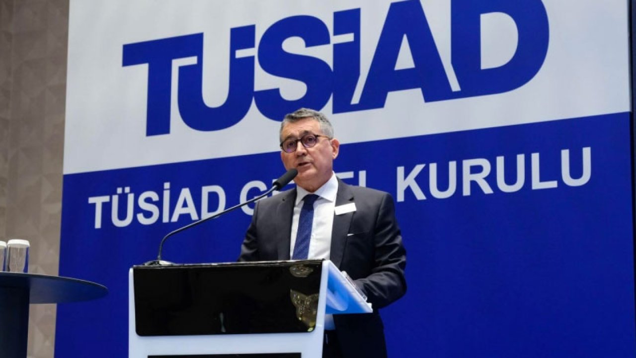 Türkiye yazarı Cem Küçük: Erdoğan TÜSİAD'a gerekeni söyledi, ağızlarını bile açamadılar