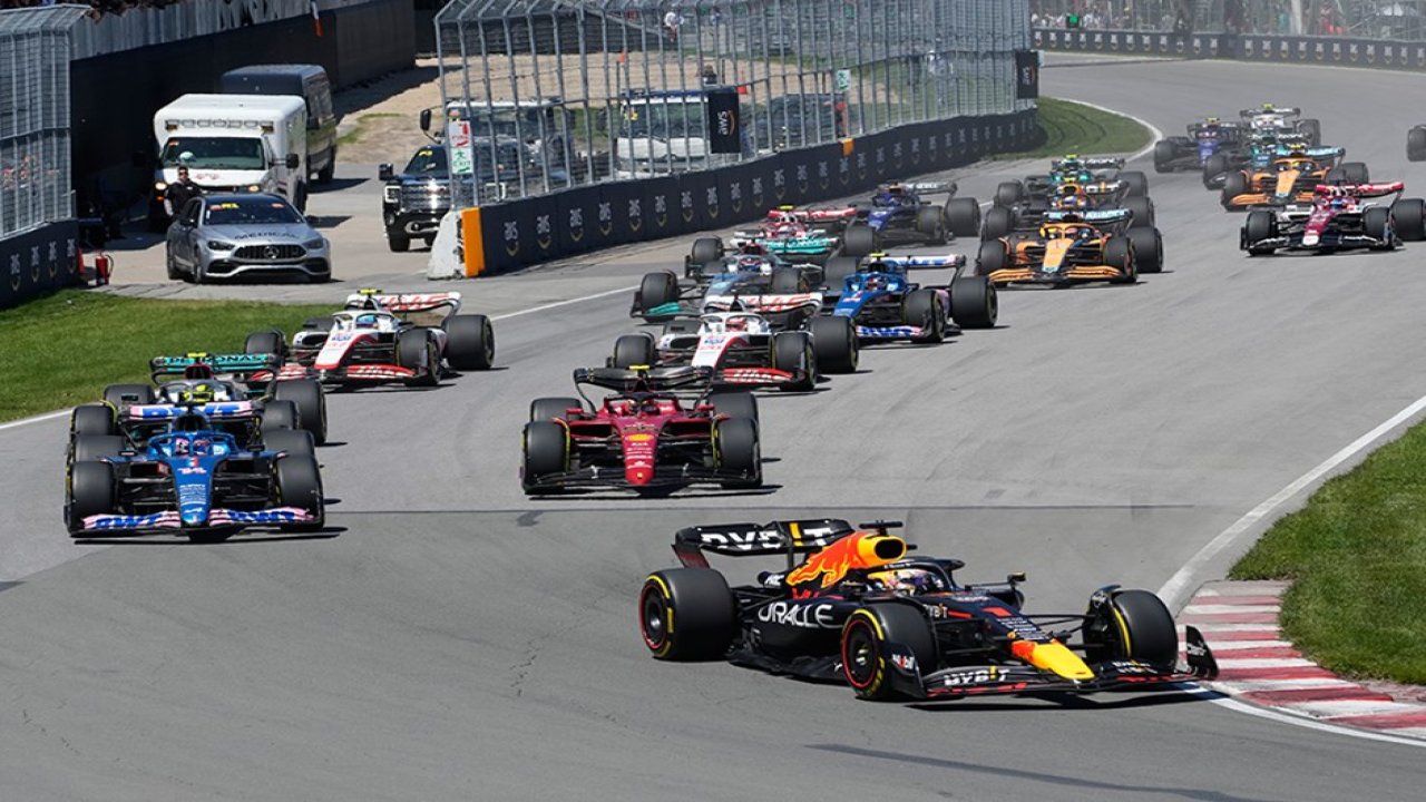 F1 Kanada Grand Prix'sini Verstappen kazandı