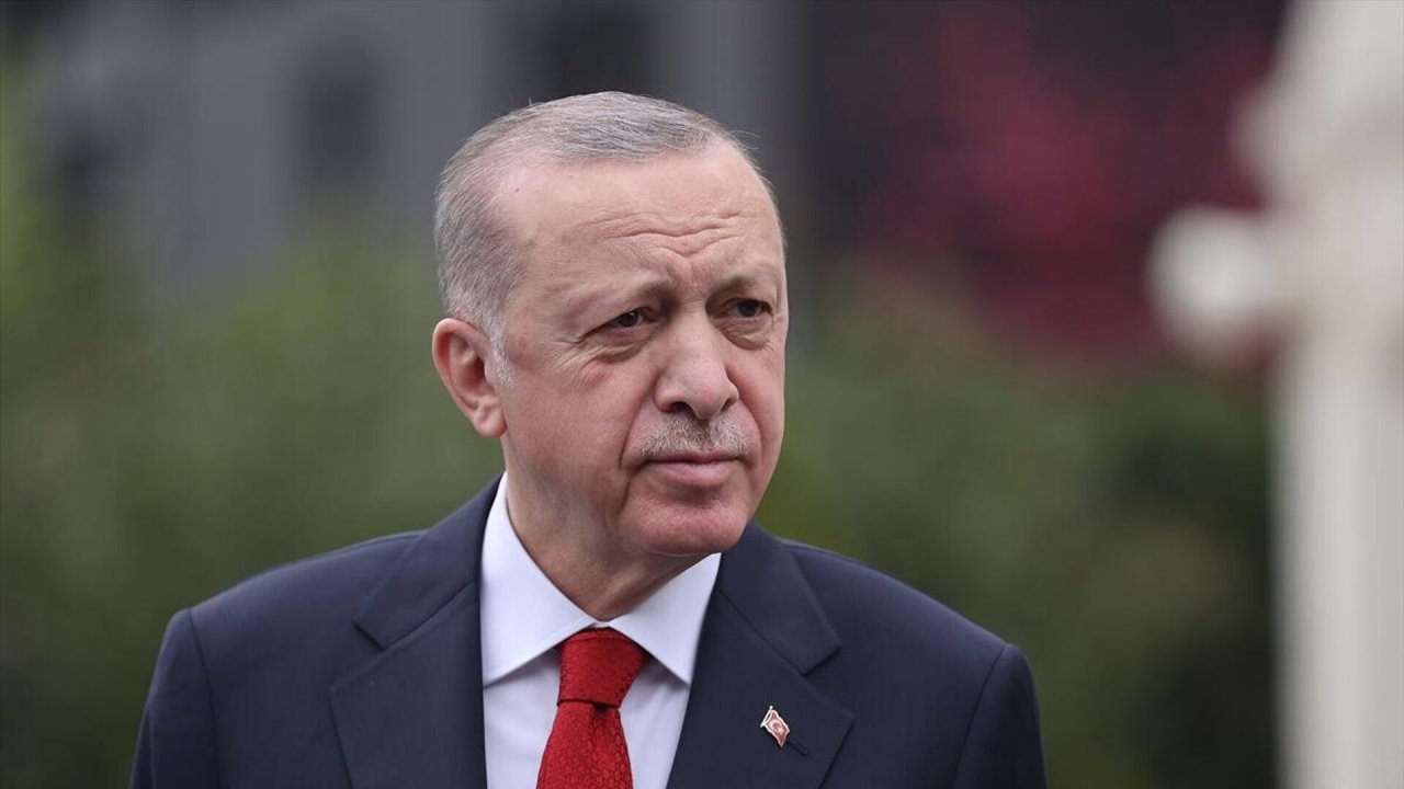 Can Ataklı: Dikkat ediyor musunuz, Erdoğan artık vatandaşla hiç yan yana gelemiyor