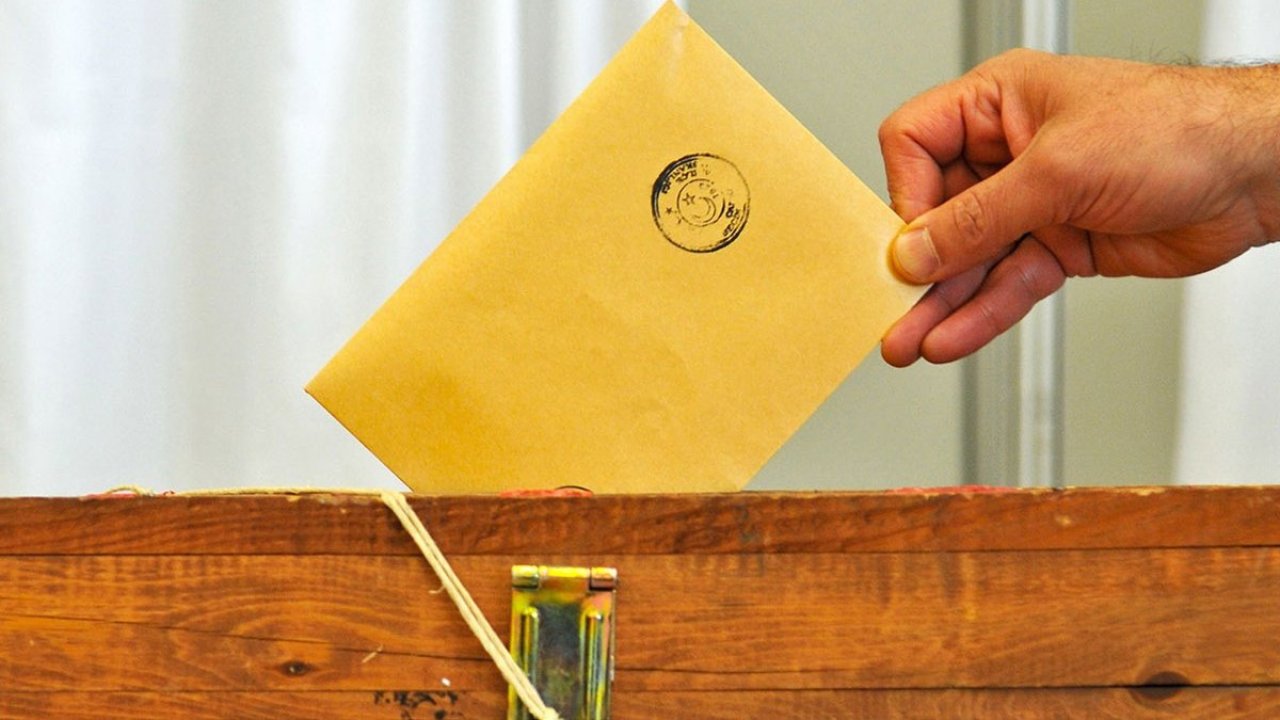 MetroPOLL'den 'ikinci tur' araştırması: 4 rakibi de farkı açıyor
