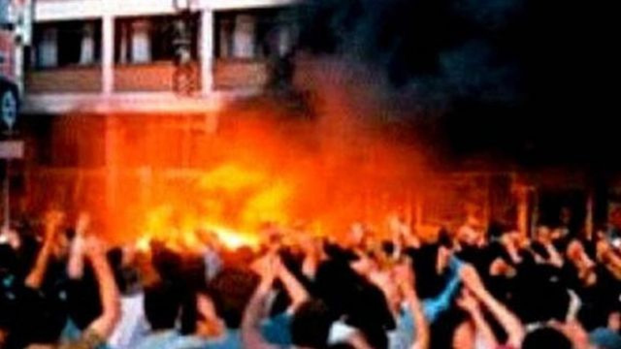 Sivas Katliamı'nın üzerinden 29 yıl geçti: Katliamın telsiz konuşmaları