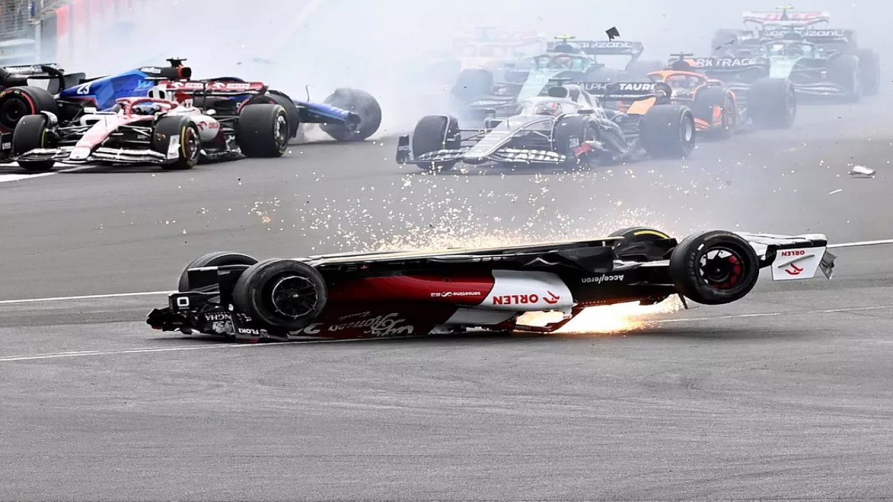 Helmut Marko: Halo olmasaydı, Zhou kazadan sağ çıkamazdı