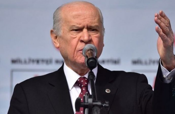 MHP’de deprem: Bahçeli, ilçe teşkilatını feshetti