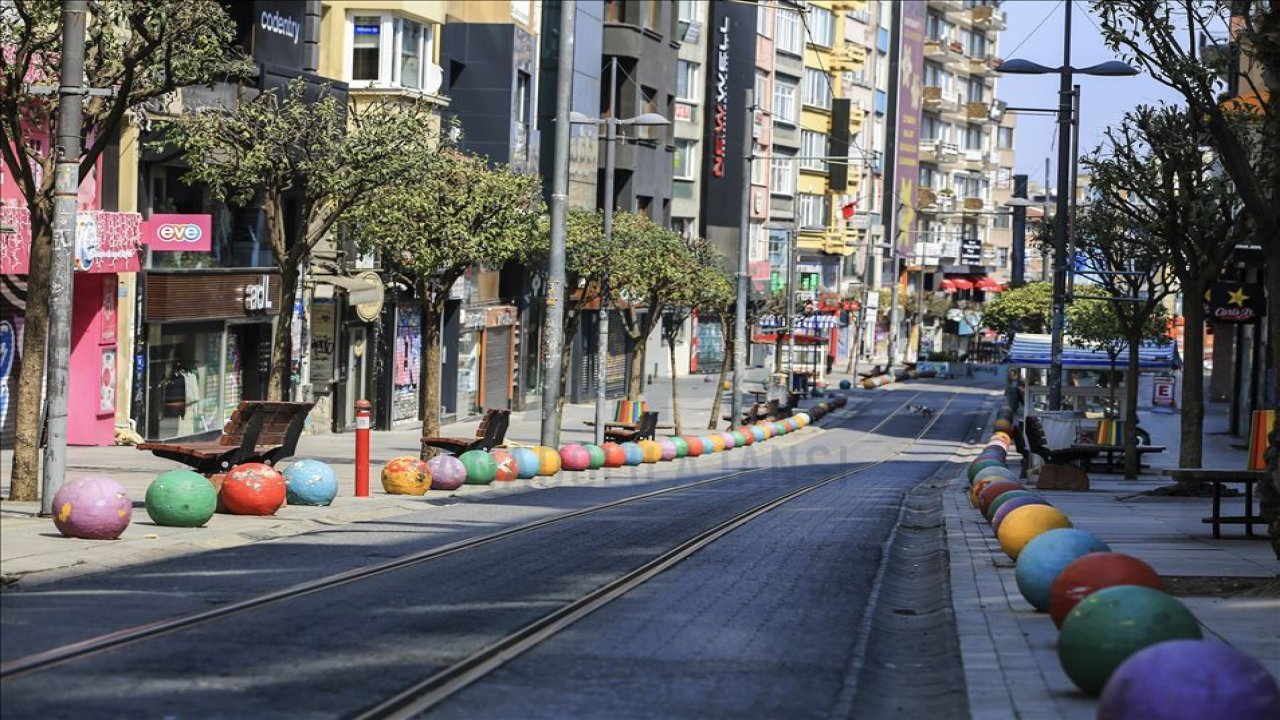 Geçinemiyoruz Platformu: Kadıköy'de ortalama ev kirası 19 bin 438 lira!