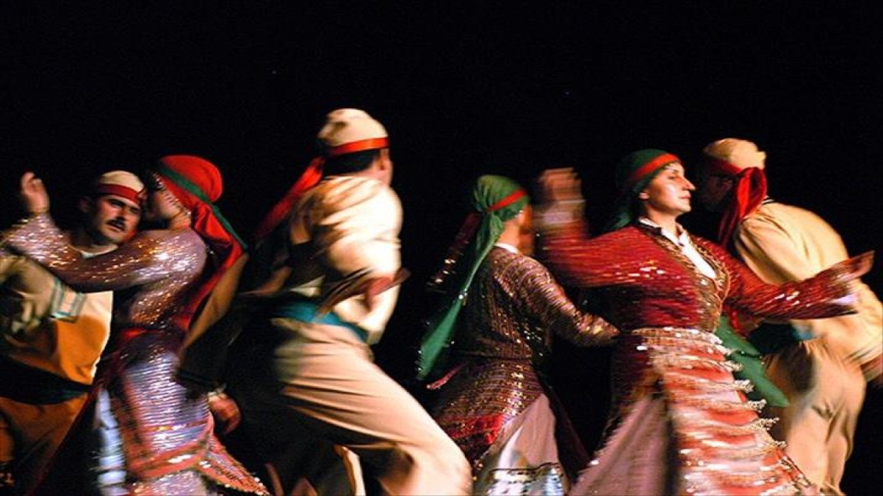 ''Alevi toplumunun yıllardır talebi var, çoluk çocuklarına sözlü mülakat yapılmasın. Biz, eşit yurttaşlık isti