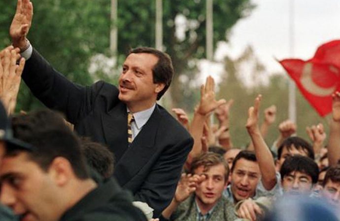 Erdoğan’ın İBB dönemindeki eski müdüründen sahte rapor skandalı!