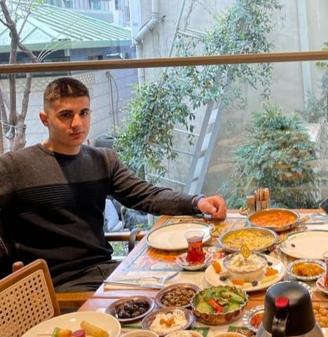 Serhat Bölükbaşı Dijital Yatırım Konusunda Gençlerin Yanında