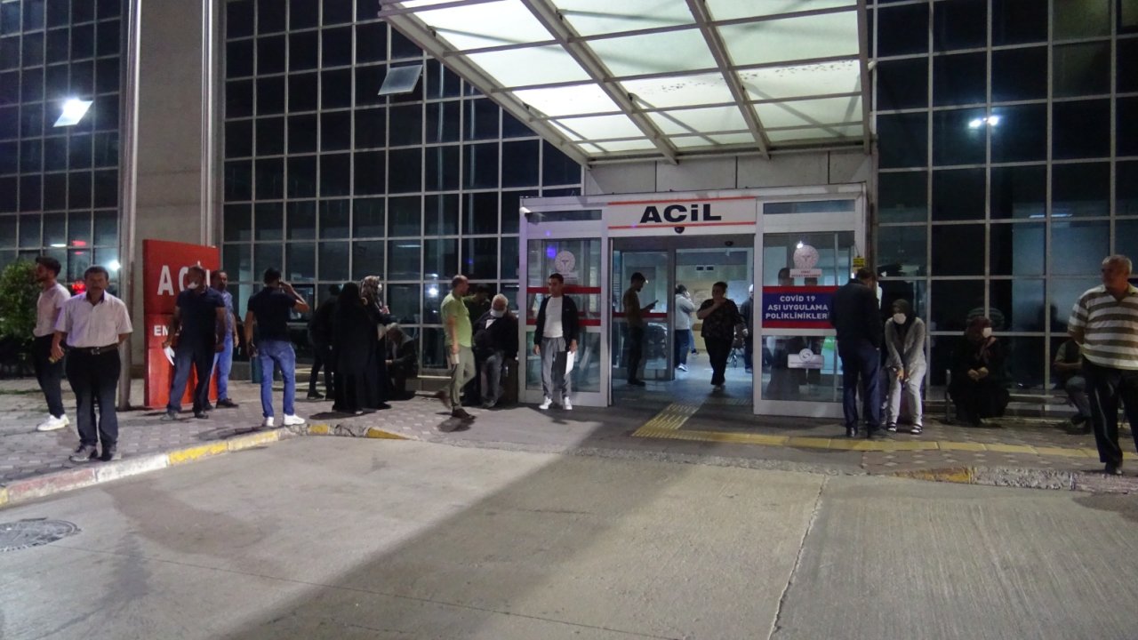 MANTAR ZEHİRLENMESİ: Aynı aileden 9 kişi hastaneye kaldırıldı