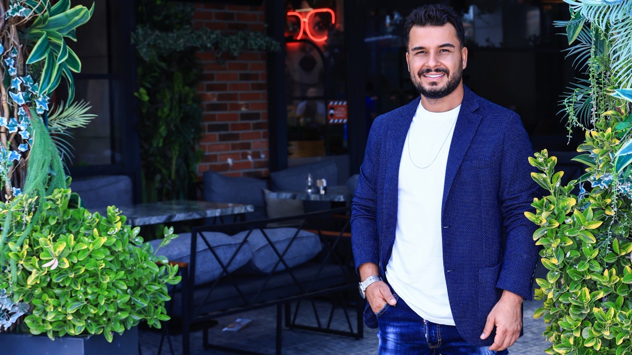 İlhan Kaymak: 24 Yıldır Kuaförlük Alanında Çalışmalarda Bulunuyorum