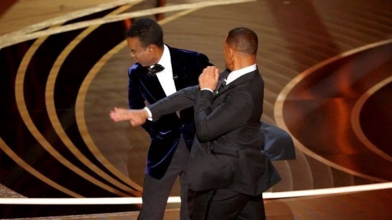 Will Smith'ten özür ve pişmanlık videosu: Vicdan azabı çekiyorum