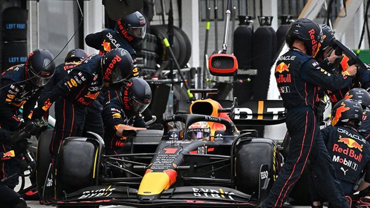 F1 Macaristan Grand Prix'sini Max Verstappen kazandı