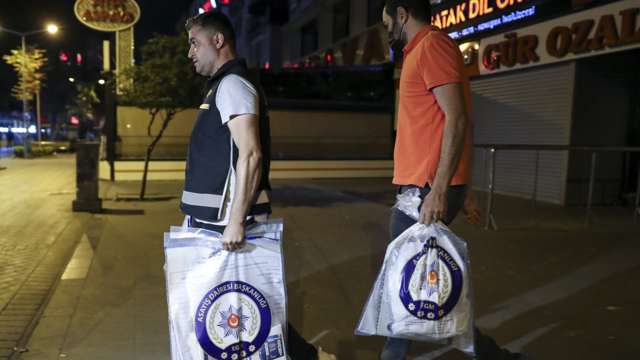 KPSS soruşturması: Ankara'da Yediiklim'e ait 2 adreste arama yapıldı