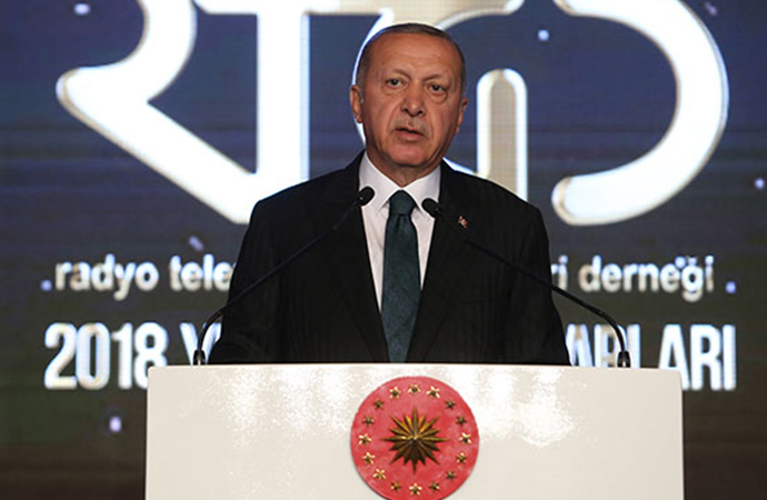 Erdoğan: 'Daha özgür, tüm fikirlerin temsil edildiği bir basın arzu ediyoruz'