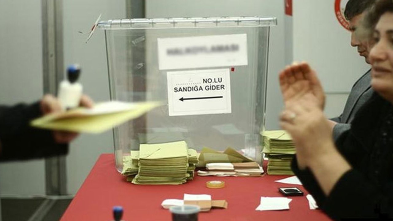 Bakanlar, belediye başkanlığına göz kırpıyor