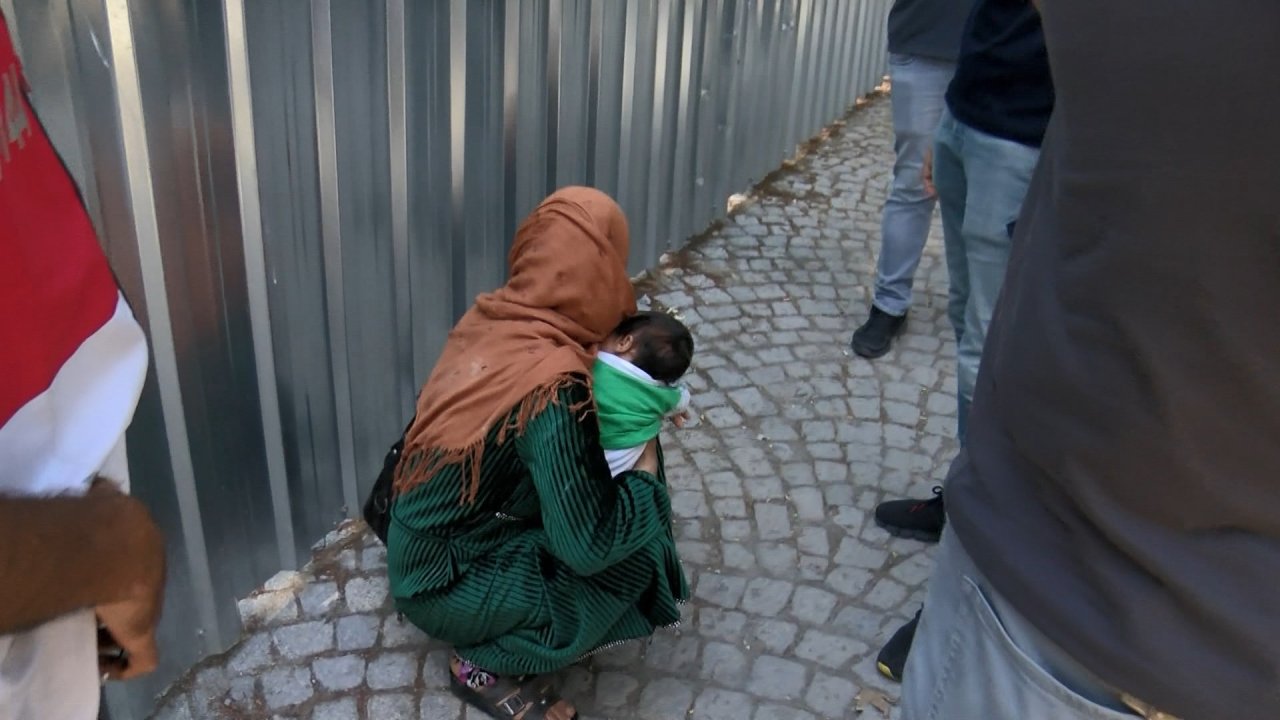 Fatih’te dilenci ve hanutçu denetimi: Polisi görünce ağlamaya başladı